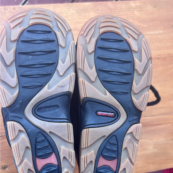 Burton Freestyle Black and Red Snowboard Boots Kids size 3 - Picture 13 of 16